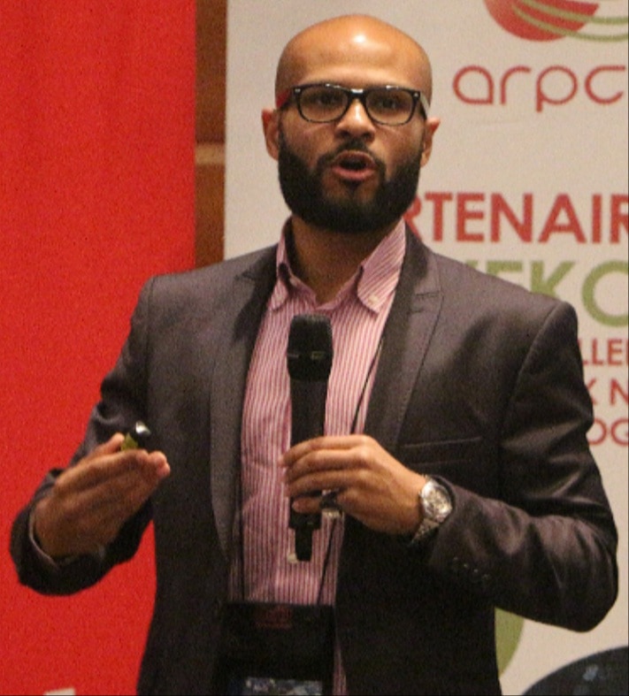 Douglas MBIANDOU : bâtisseur de ponts Europe-Afrique