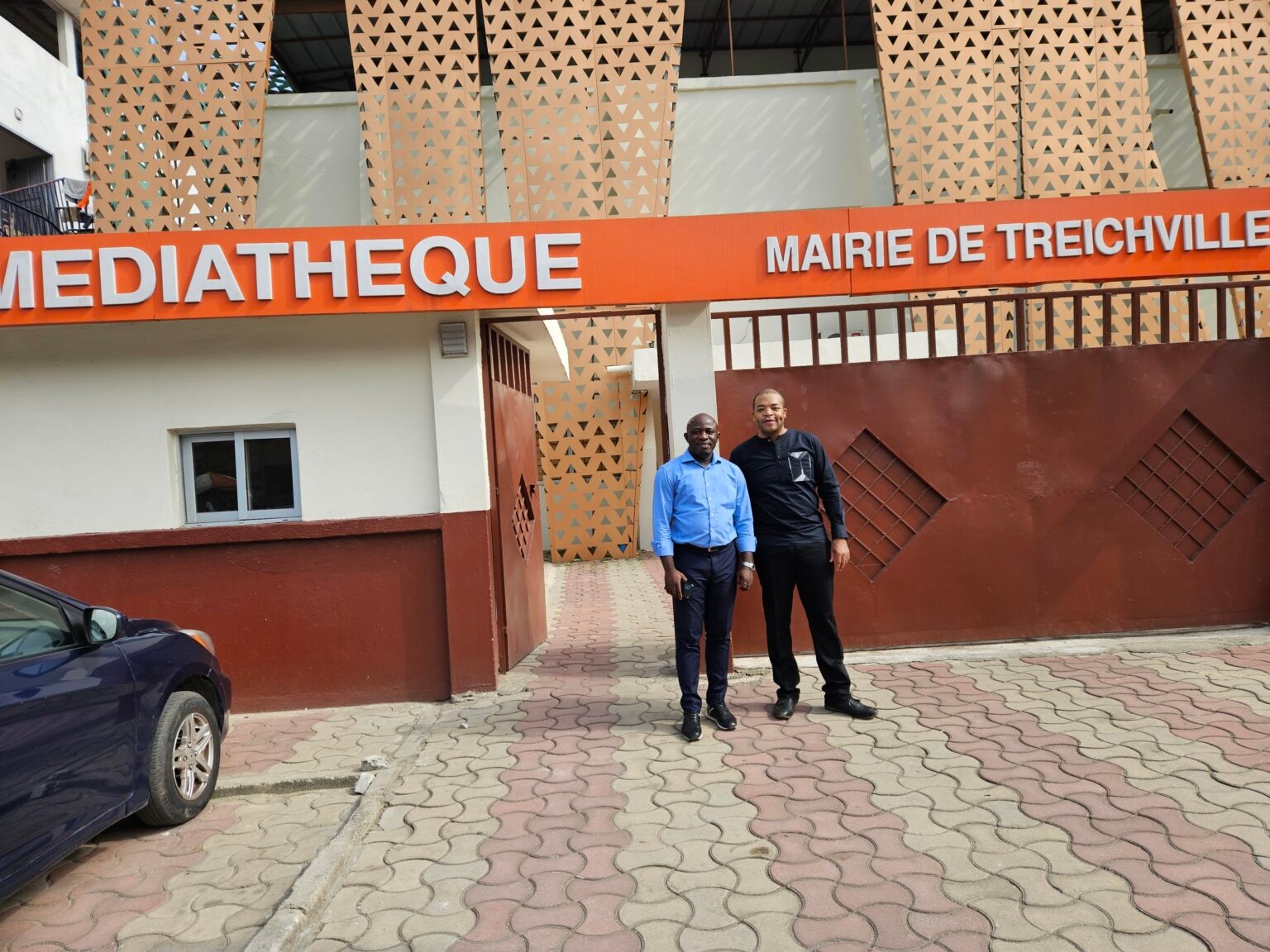 Côte d’Ivoire : accompagner la jeunesse de Treichville vers les métiers du numérique