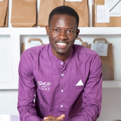 Sénégal : Interview de Douglas MBIANDOU, président 10.000 Codeurs à Radio China International